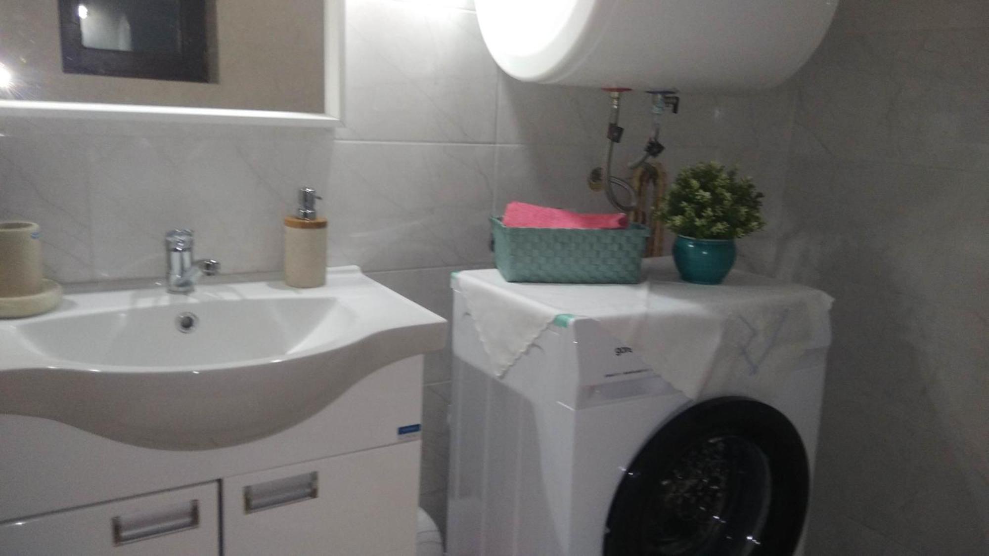 Appartement Tina à Tekija  Extérieur photo